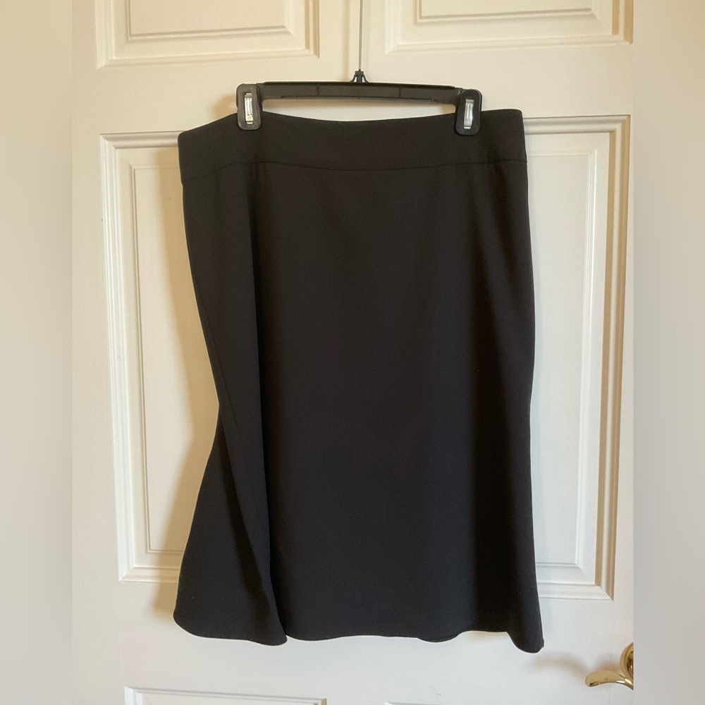 Elegant Armani Collezioni Brown Women's Flounce Skirt 100% Wool Fully Lined NWT